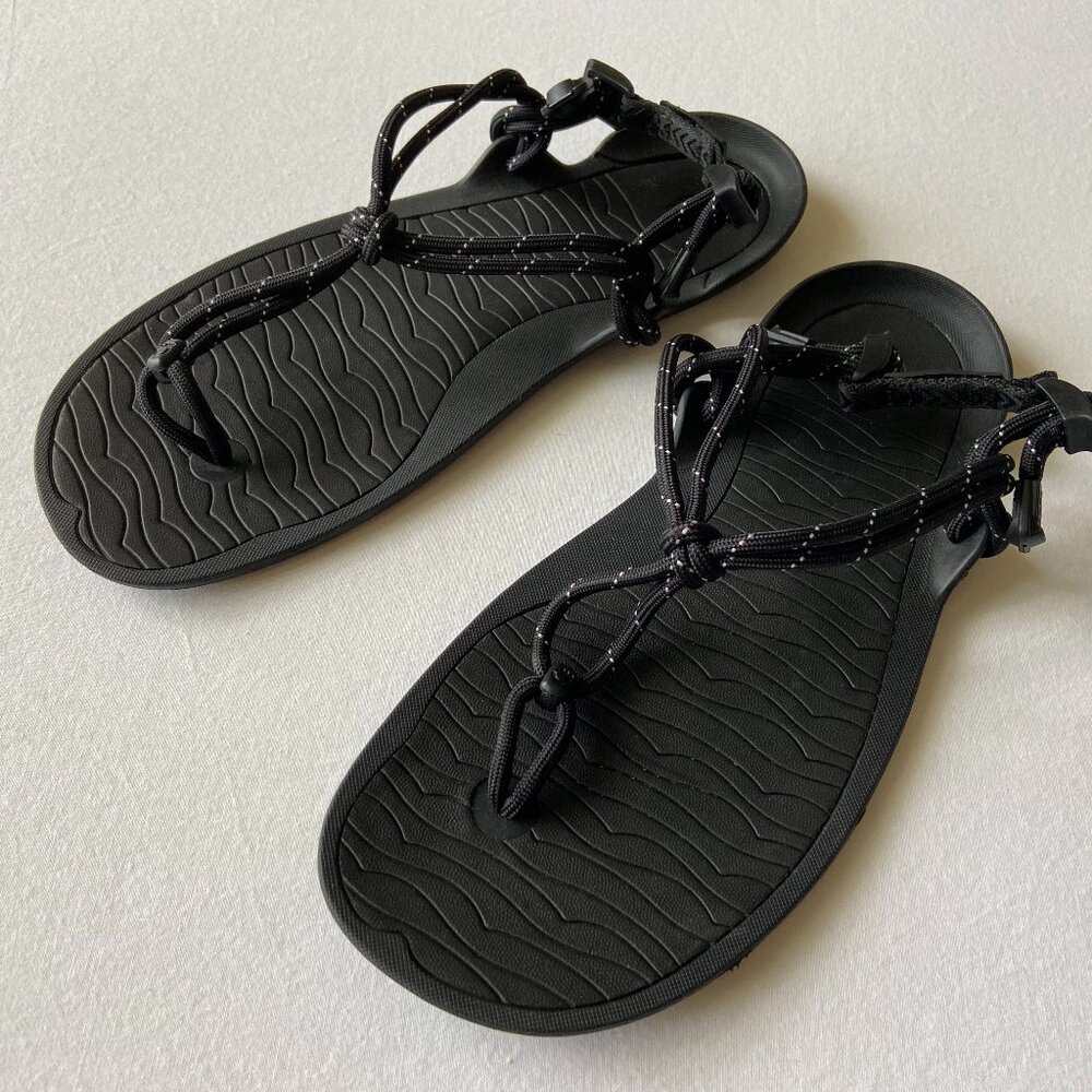 Xero Genesis Sandals Men's Size 9 Black